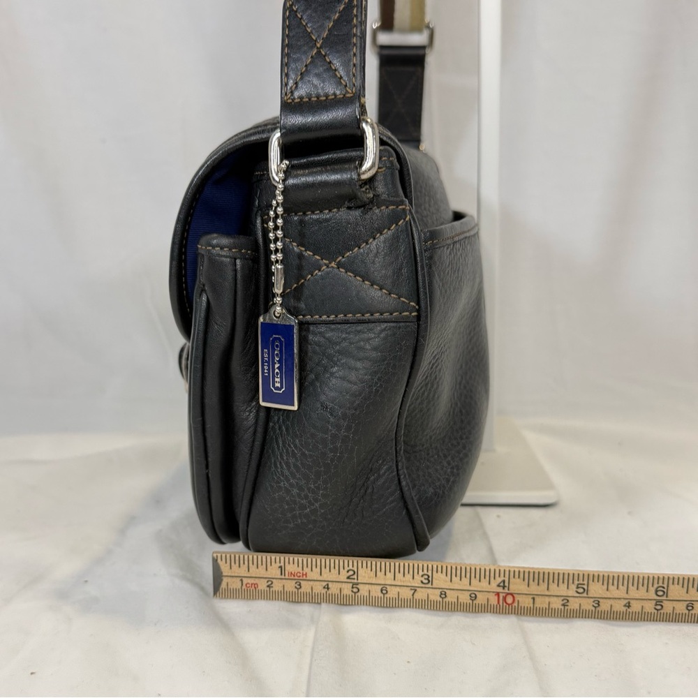 Vintage Coach Leather Field Bag, 9609, Blue Interior, Crossbody Strap, EUC - Picture 15 of 15